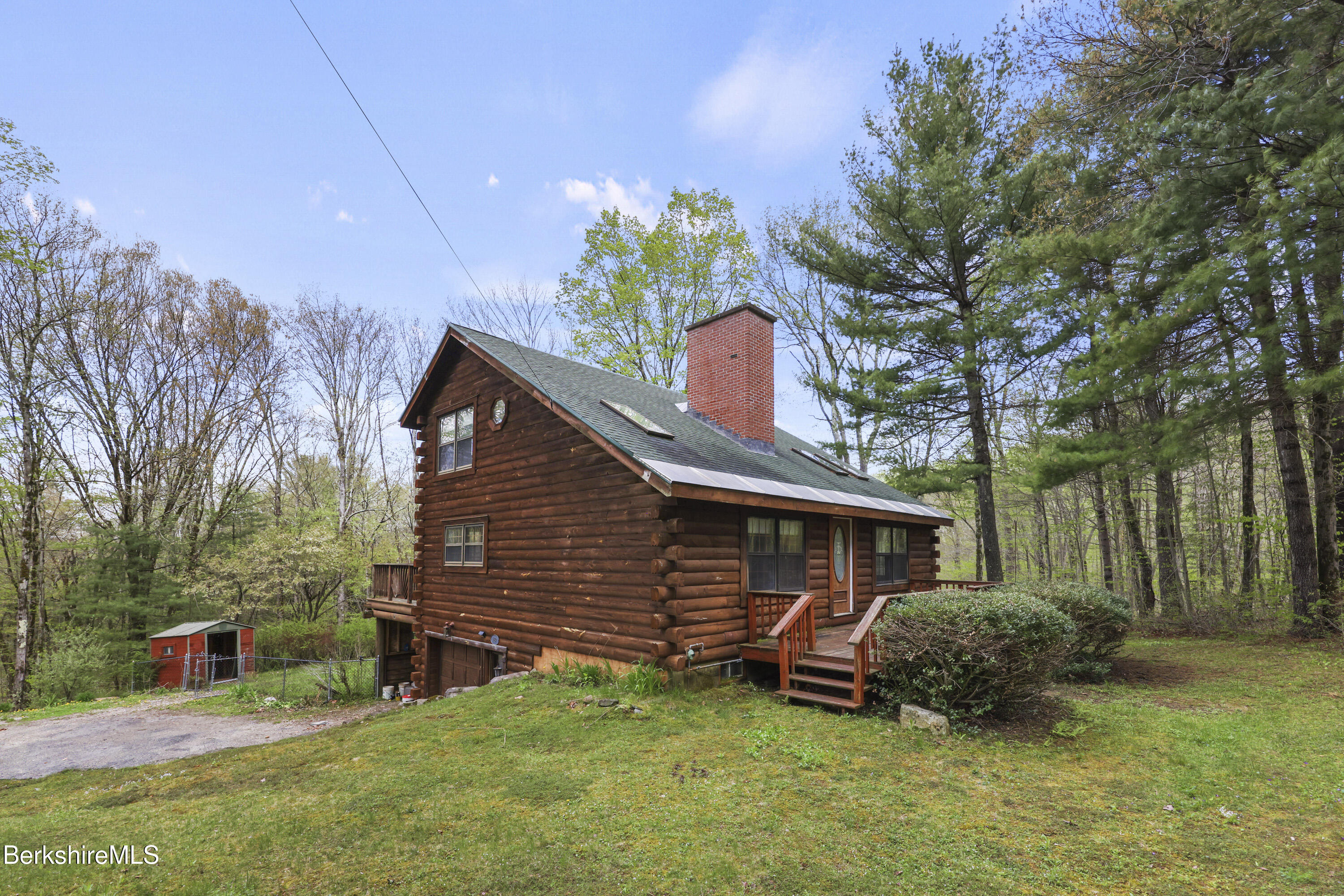 189 Cross Place Road Washington, MA 01223 - Photo 34 of 43 front view