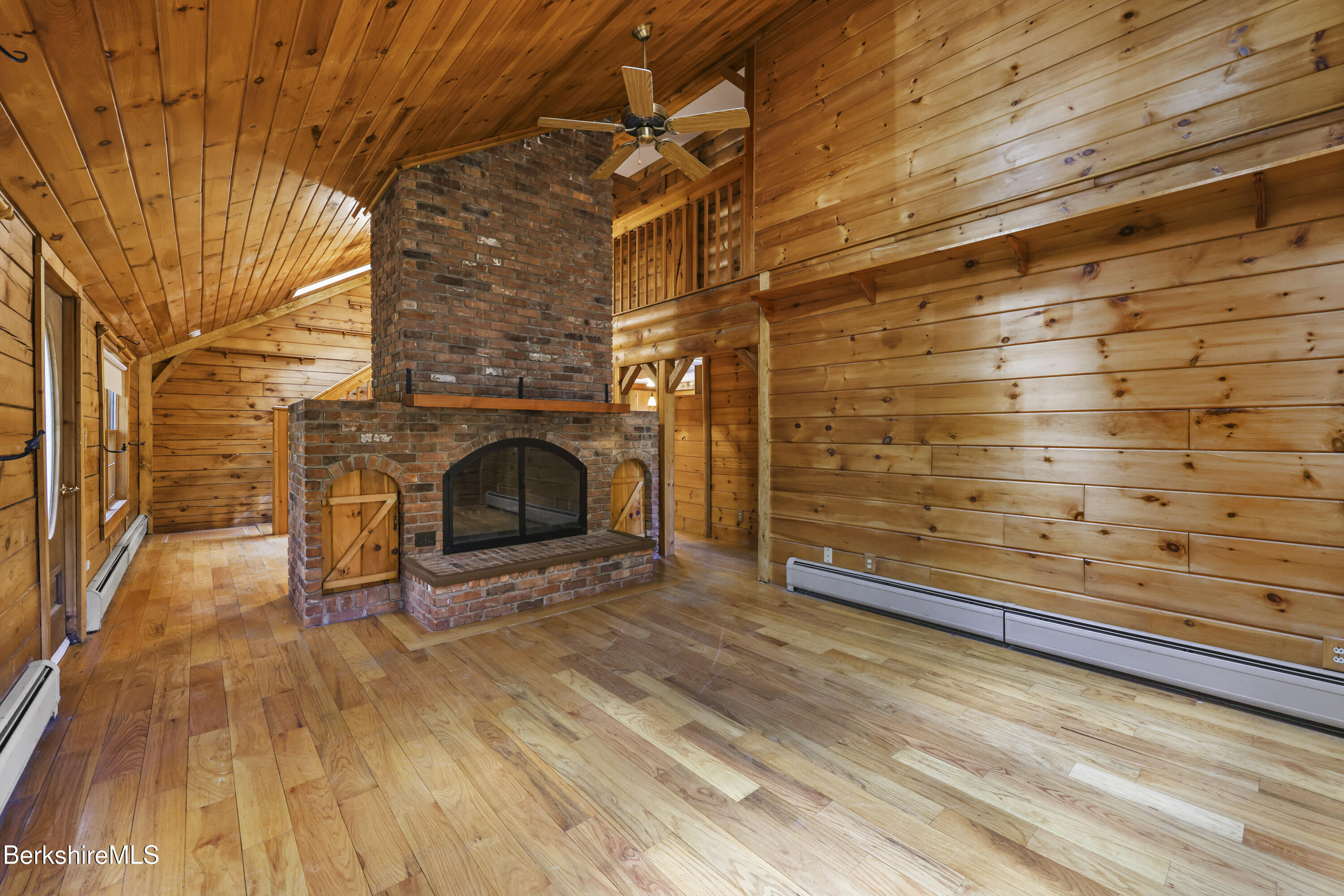 189 Cross Place Road Washington, MA 01223 - Photo 6 of 43 living room