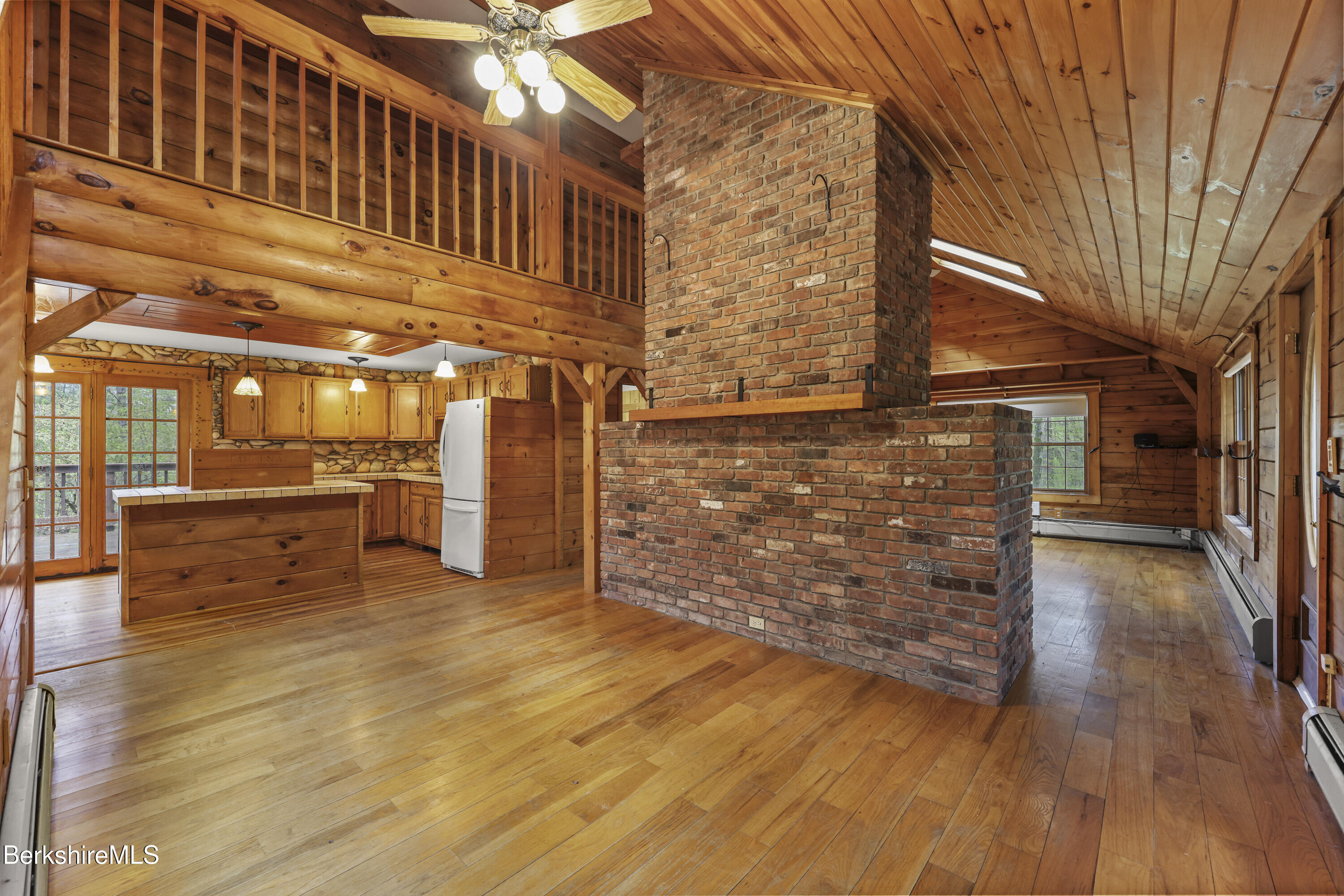 189 Cross Place Road Washington, MA 01223 - Photo 8 of 43 dining room