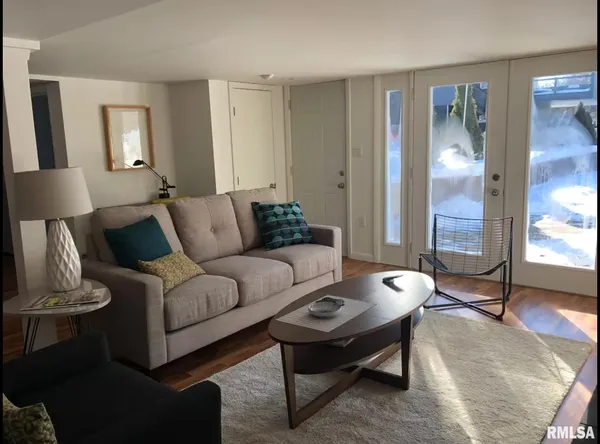 $299,000 | 310 East Leo Street, Eureka, IL 61530