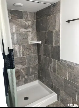 $299,000 | 310 East Leo Street, Eureka, IL 61530