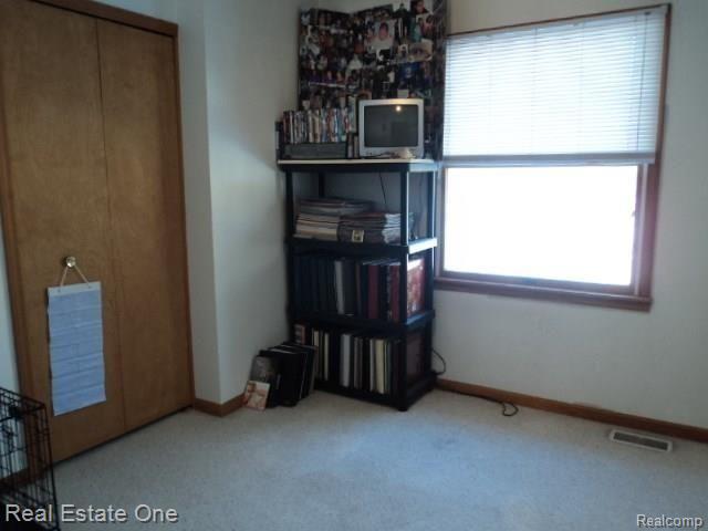 9435 Mabley Hill Road Fenton, MI 48430 - Photo 20 of 32