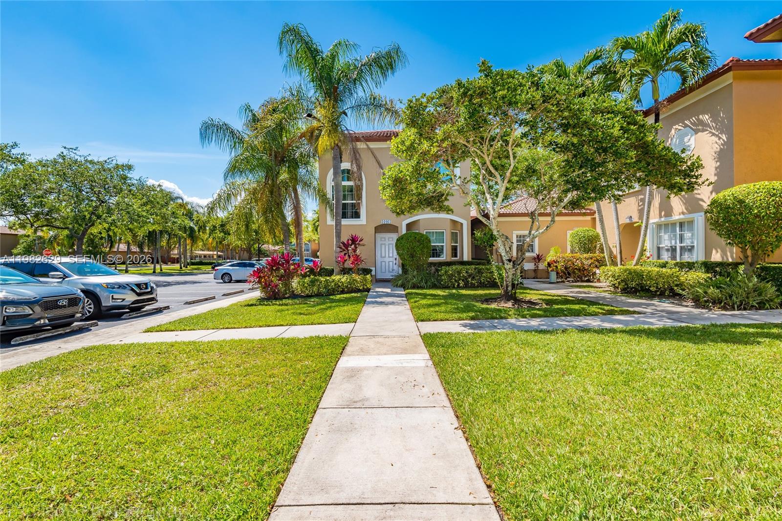 16061 Emerald Cove Road, Unit 16061 Weston, FL 33331 - Photo 1 of 37