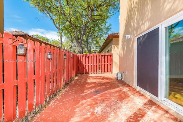 $3,400 | 16061 Emerald Cove Road, Unit 16061, Weston, FL 33331