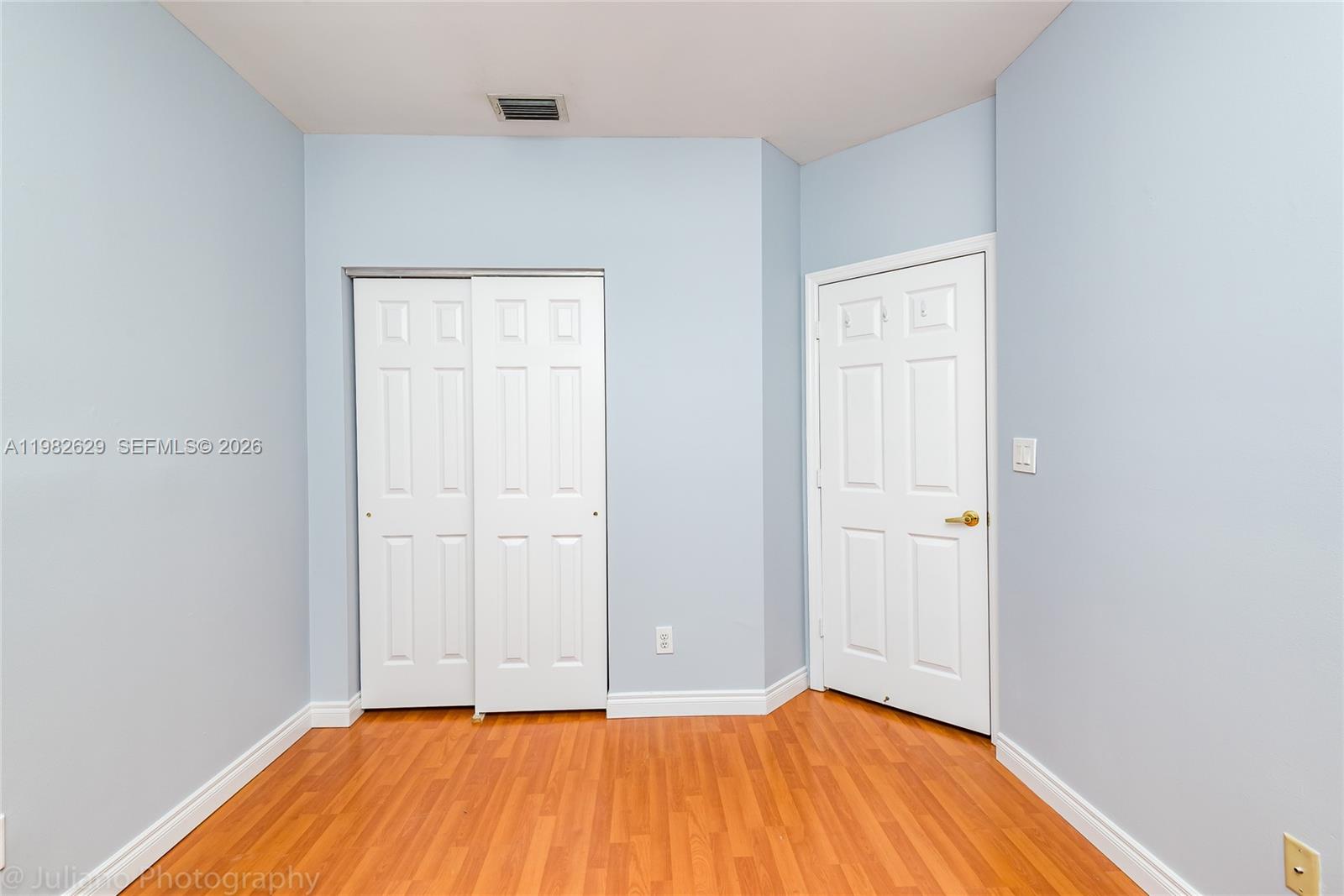 16061 Emerald Cove Road, Unit 16061 Weston, FL 33331 - Photo 24 of 37