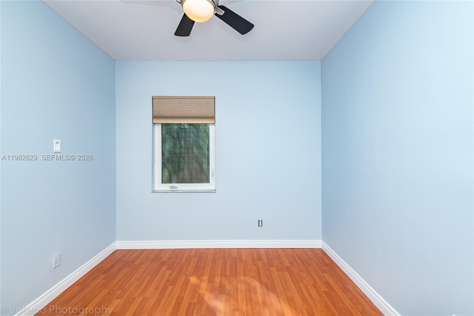 16061 Emerald Cove Road, Unit 16061 Weston, FL 33331 - Photo 25 of 37