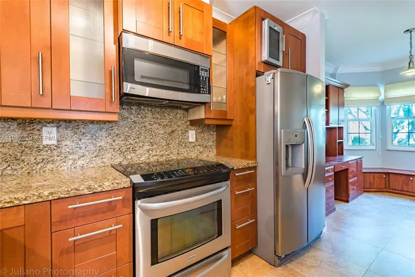 $3,400 | 16061 Emerald Cove Road, Unit 16061, Weston, FL 33331