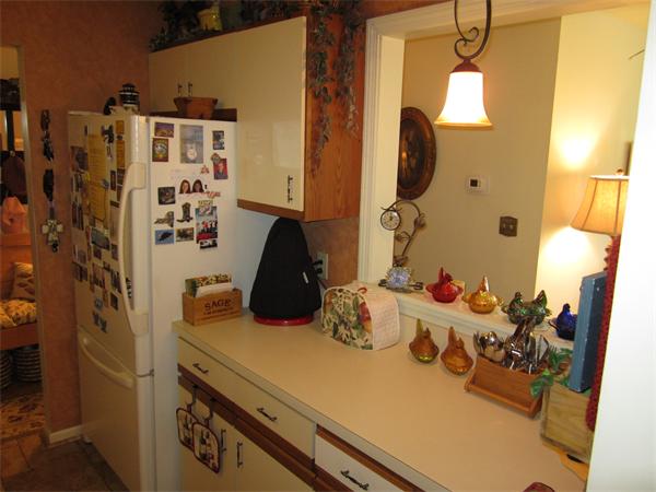324 Russell Road, Unit 211 Westfield, MA 01085 - Photo 6 of 15 Gallery Image 6