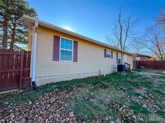 $199,900 | 4615 Woodland Drive, Sullivan, MO 63080