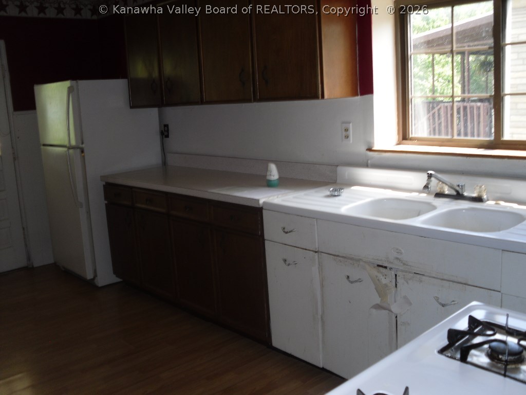 5078 Big Tyler Road Charleston, WV 25313 - Photo 4 of 11 Gallery Image 4