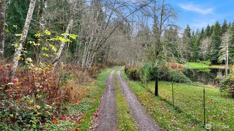 $825,000 | 19010 Friday Creek Lane, Burlington, WA 98233