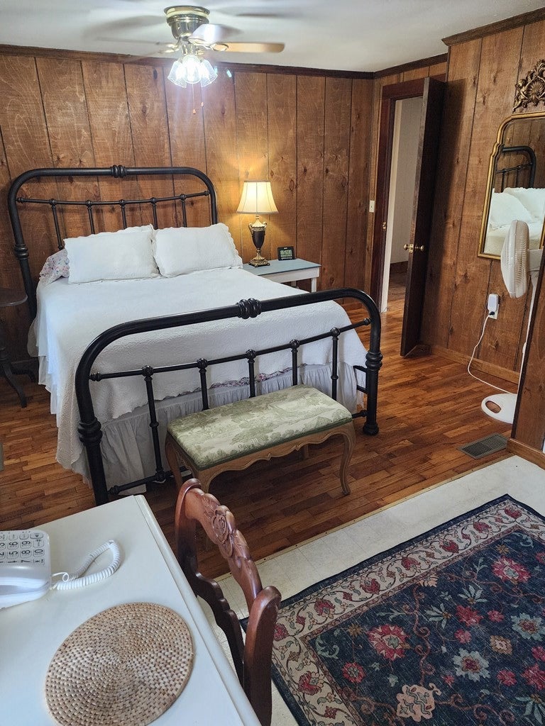 1184 Keno Road Fancy Gap, VA 24328 - Photo 13 of 35 Gallery Image 13