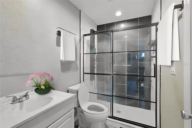 $154,900 | 1836 North Crystal Lake Drive, Unit 44, Lakeland, FL 33801