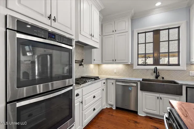 $704,900 | 213 South Woodcreek Road, Madison, MS 39110