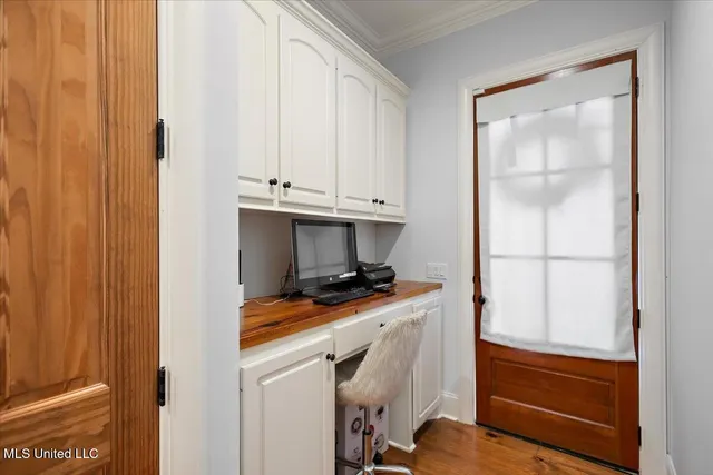 $704,900 | 213 South Woodcreek Road, Madison, MS 39110