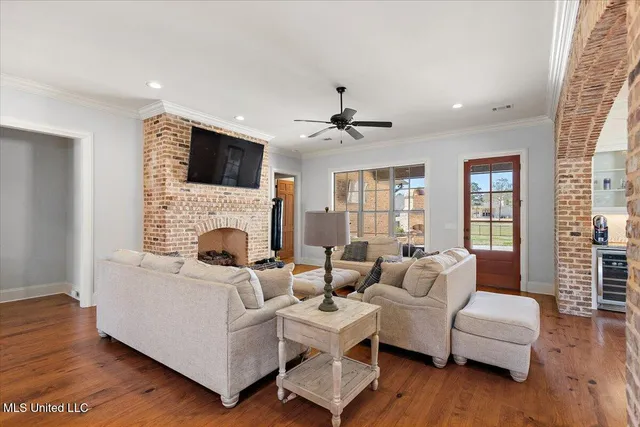 $704,900 | 213 South Woodcreek Road, Madison, MS 39110