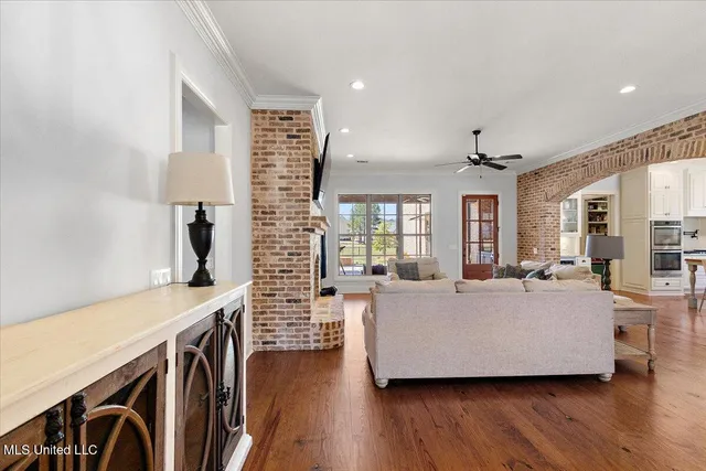 $704,900 | 213 South Woodcreek Road, Madison, MS 39110