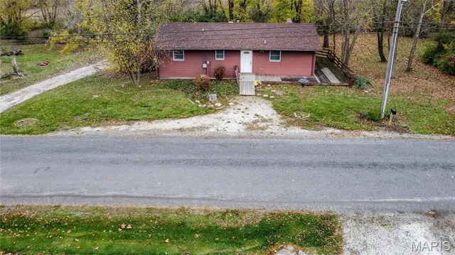 $200,000 | 23388 Glenda Avenue, Jerseyville, IL 62052