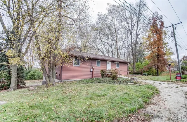 $200,000 | 23388 Glenda Avenue, Jerseyville, IL 62052