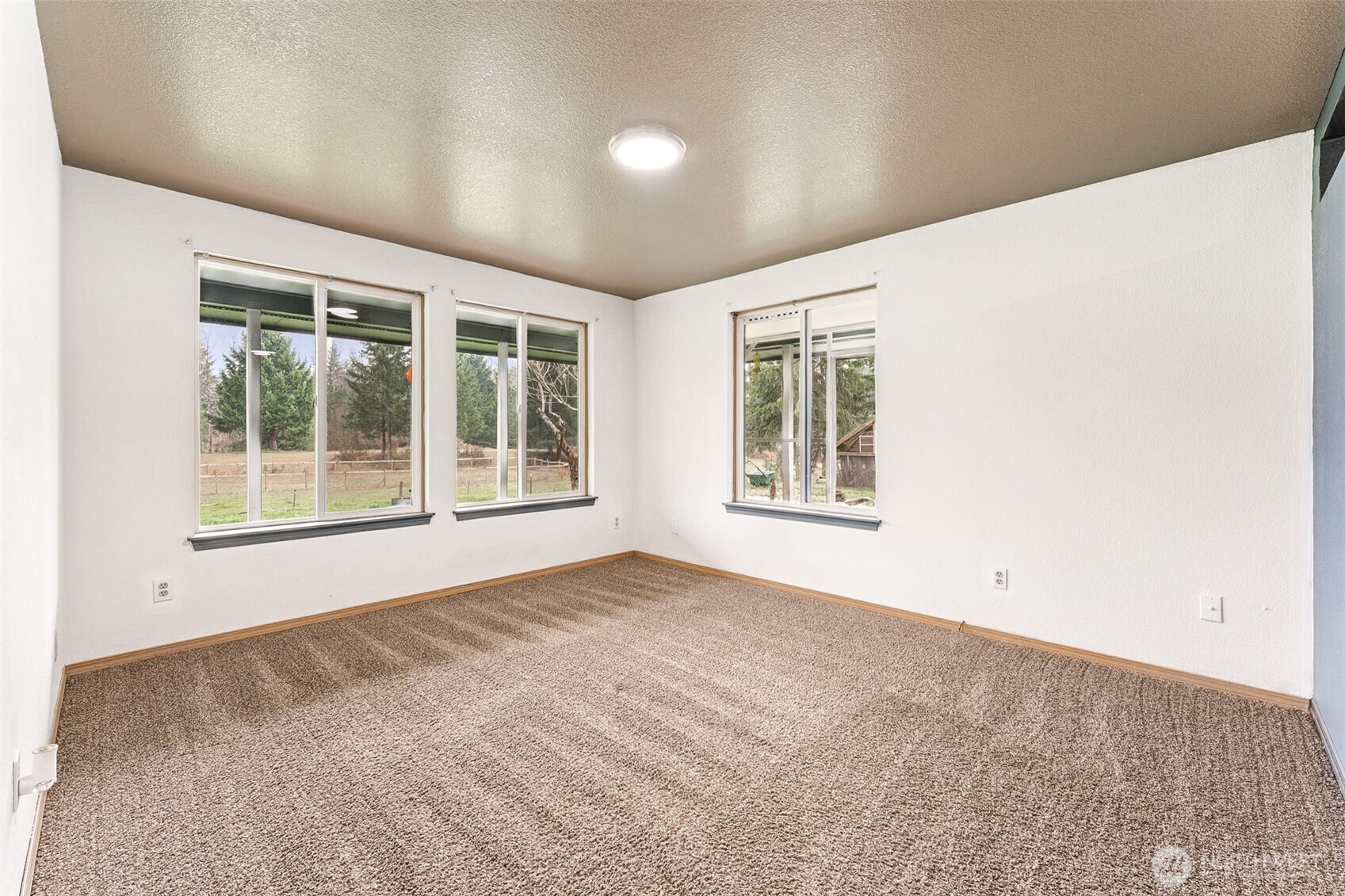 33210 78th Avenue South Roy, WA 98580 - Photo 13 of 32