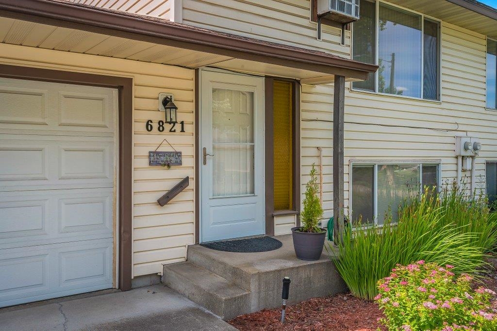 6821 North Hamilton Street, Unit 1 Spokane, WA 99208 - Photo 4 of 39