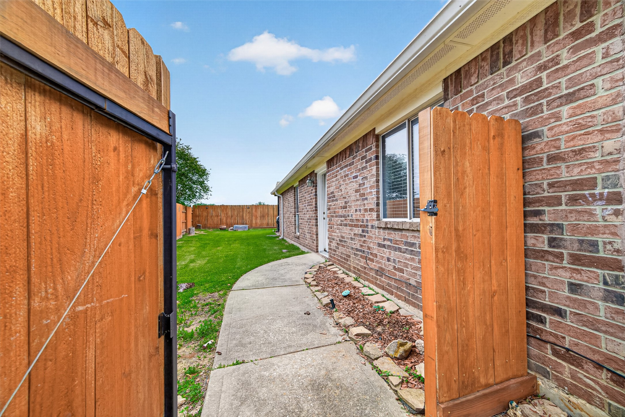 23914 Glengate Drive Spring, TX 77373 - Photo 41 of 49