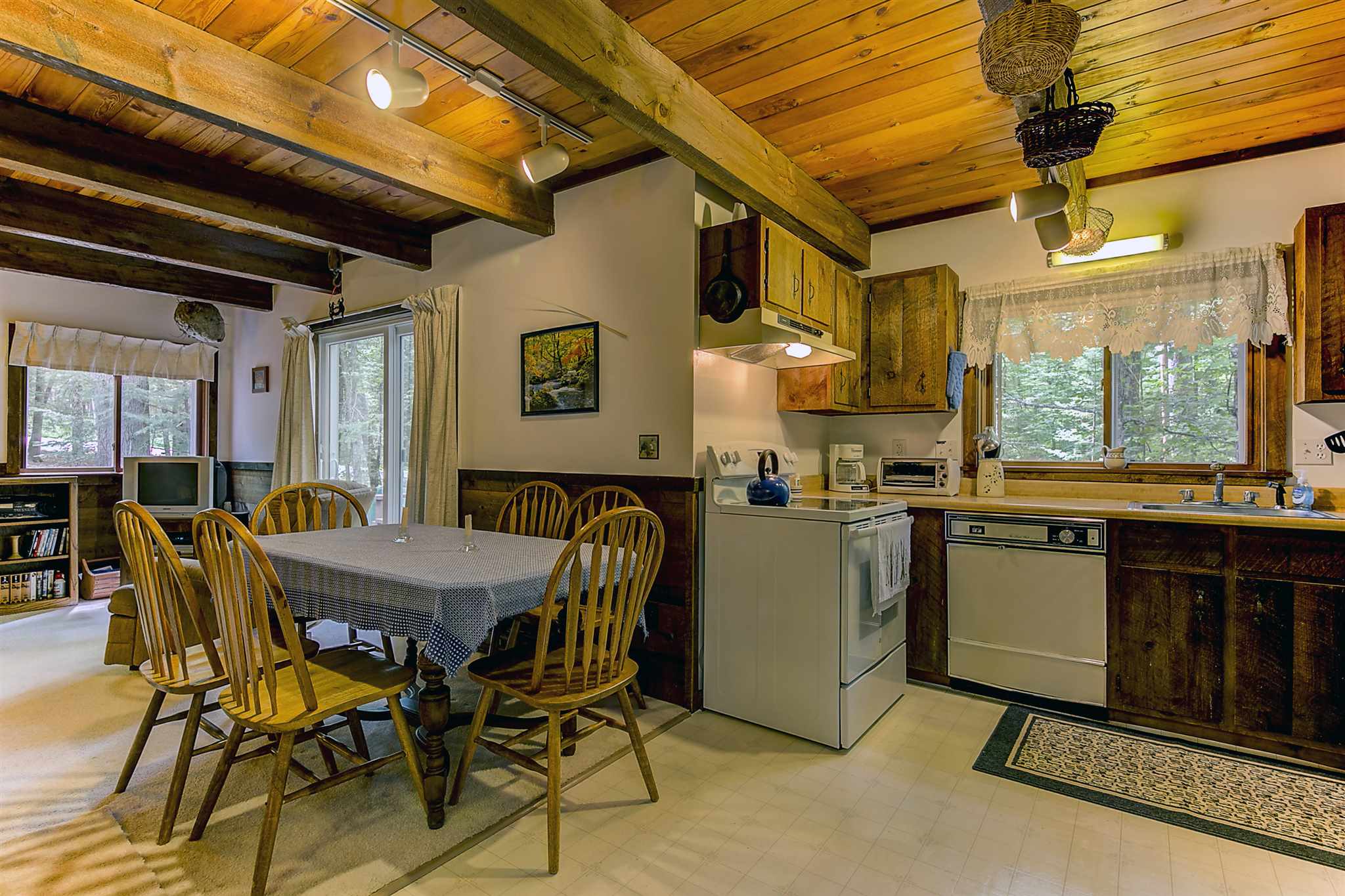 99 A Rolling Ridge Road, Unit CRAWFORD PINES #13 Bartlett, NH 03812 - Photo 13 of 26 Gallery Image 13