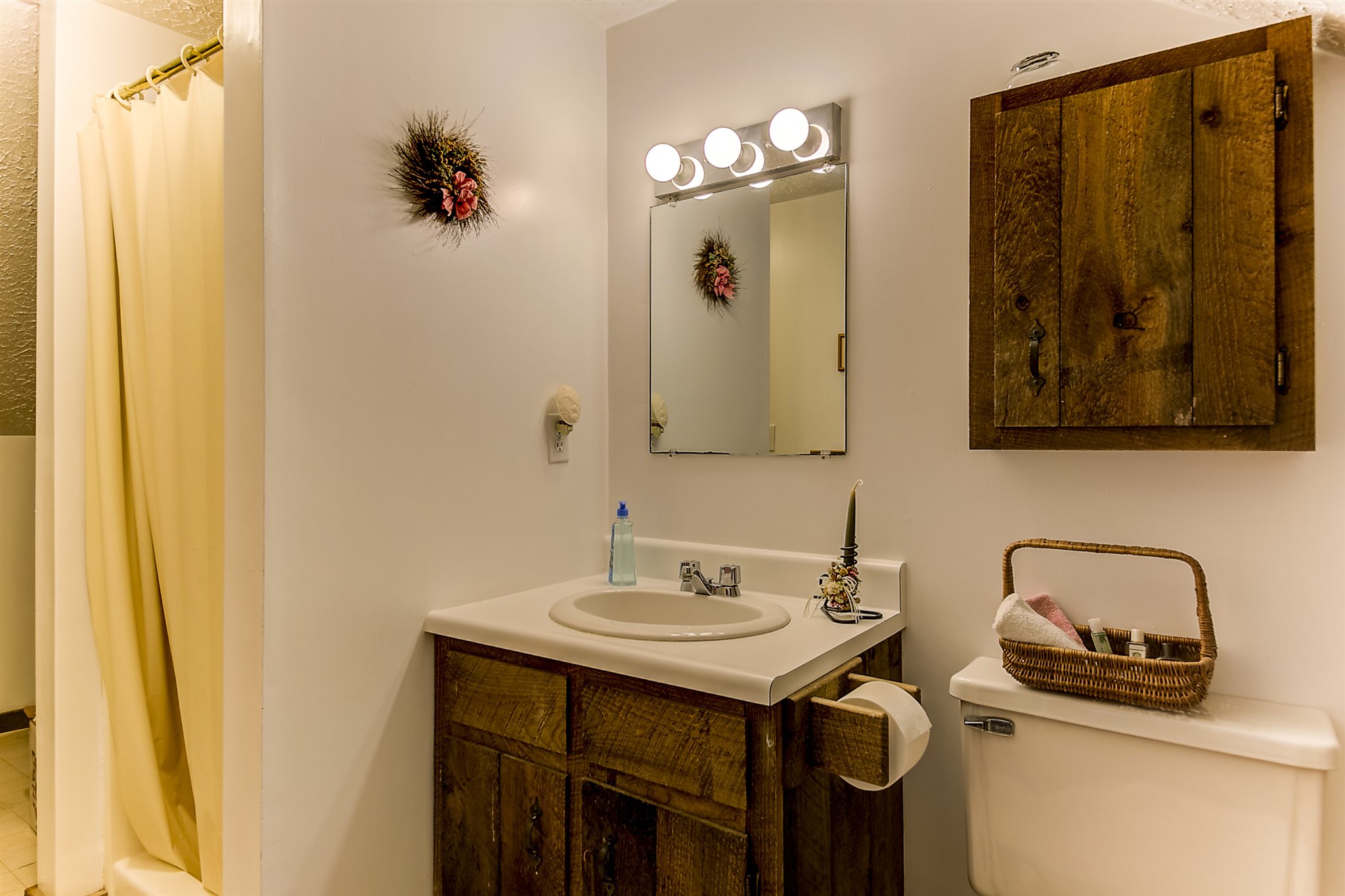 99 A Rolling Ridge Road, Unit CRAWFORD PINES #13 Bartlett, NH 03812 - Photo 21 of 26 Gallery Image 21