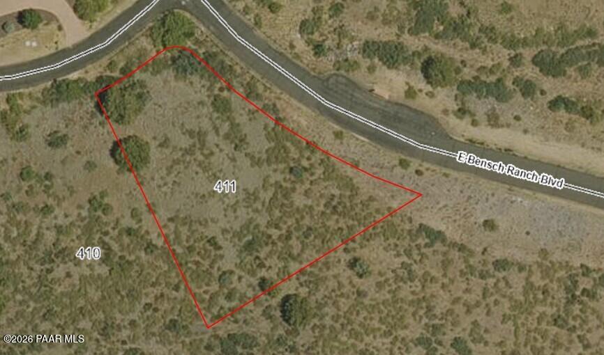 15425 East Upper Ridge Lane Mayer, AZ 86333 - Photo 23 of 29 a view of a bathtub