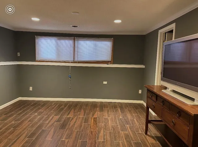 $2,600 | 1657 Helena Road North, Oakdale, MN 55128