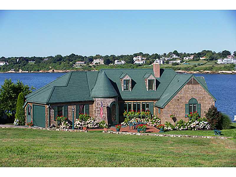 336 Colonel John Gardner Road Narragansett, RI 02882 - Photo 1 of 25 Exterior Front.