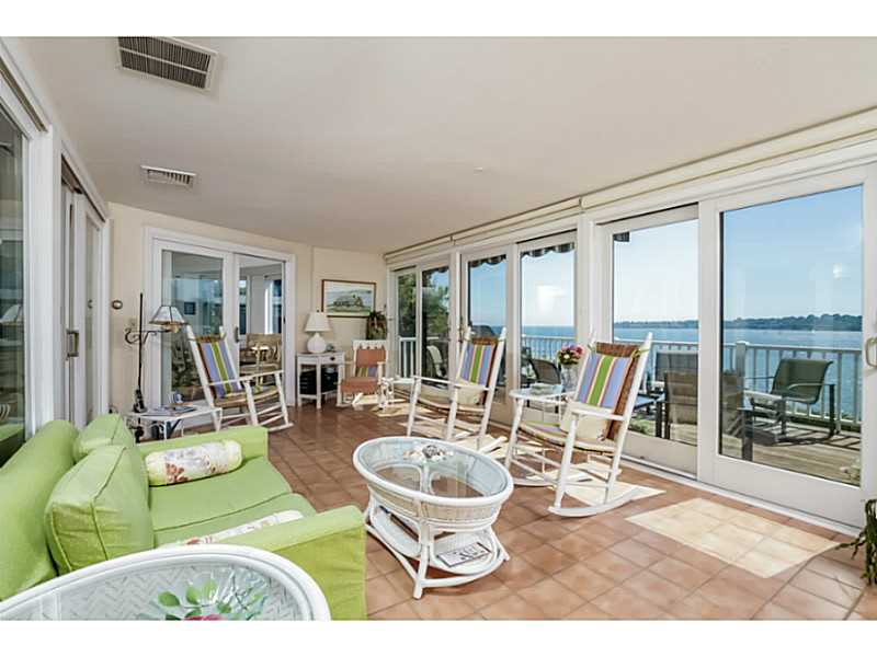 336 Colonel John Gardner Road Narragansett, RI 02882 - Photo 4 of 25 Den/Family/Great Room.