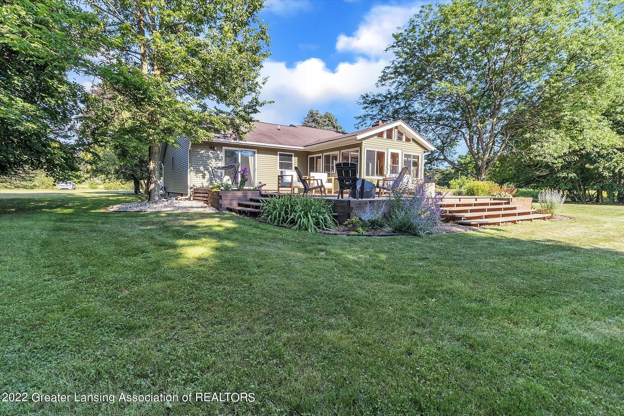 10360 Barnes Road Eaton Rapids, MI 48827 - Photo 28 of 30 28-10360-Barnes-Rd-WindowStill-Real-Esta
