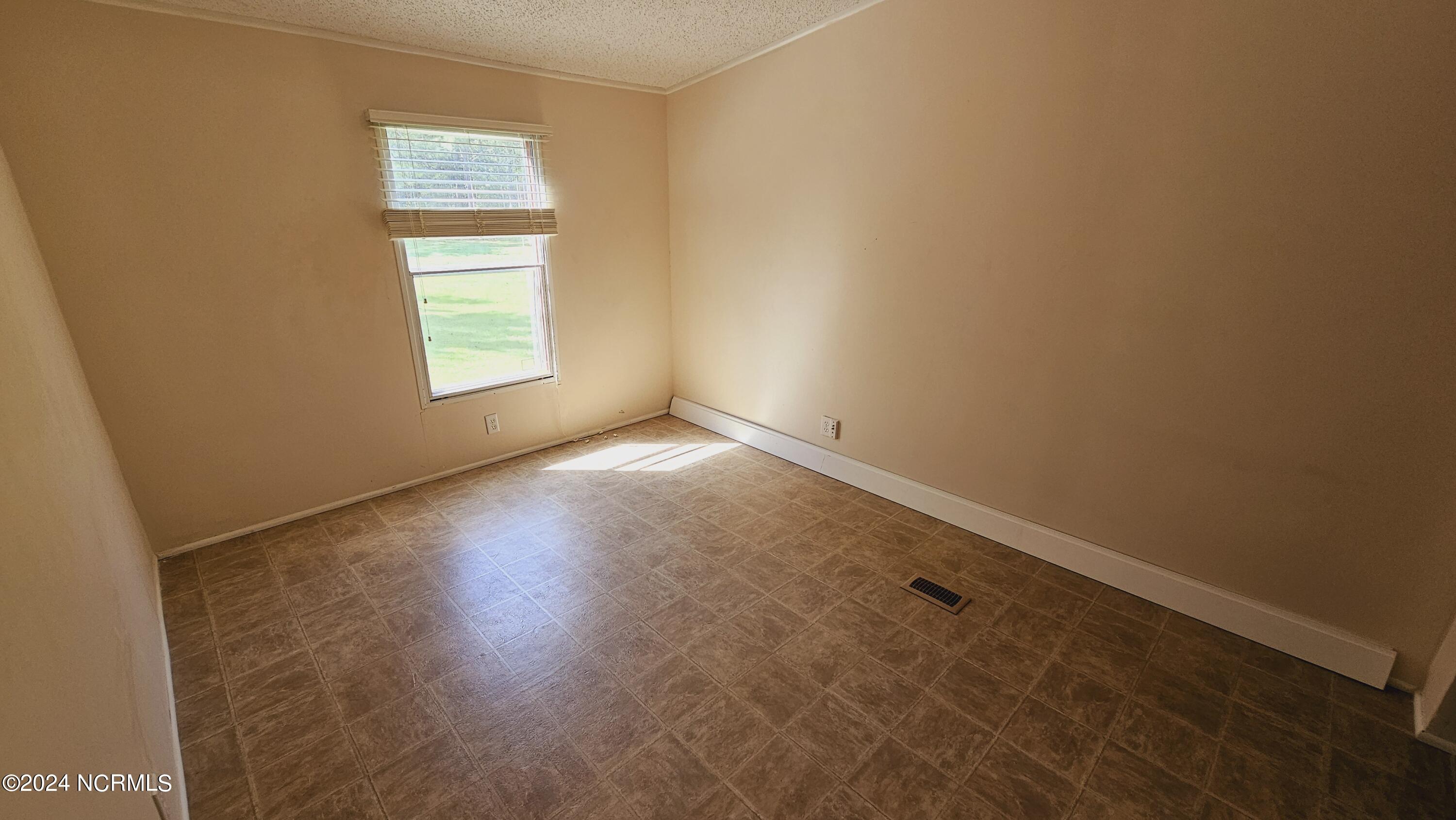 710 Briarneck Road, Unit 2 Jacksonville, NC 28540 - Photo 15 of 21 Bonus Room
