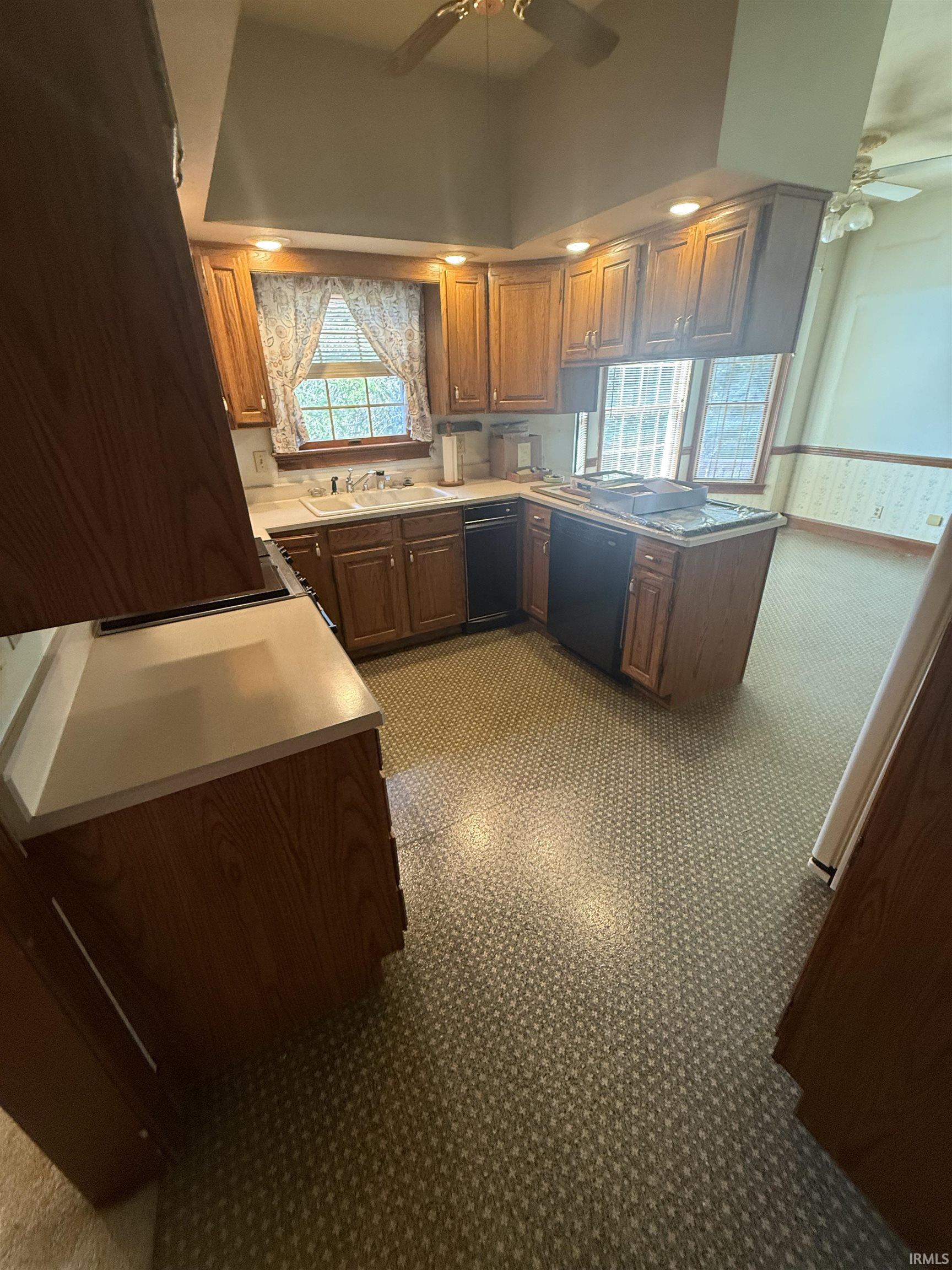 1157 North Cedar Ridge Vincennes, IN 47591 - Photo 16 of 35