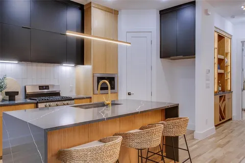 $1,000,000 | 2315 South Vernon Avenue, Dallas, TX 75224