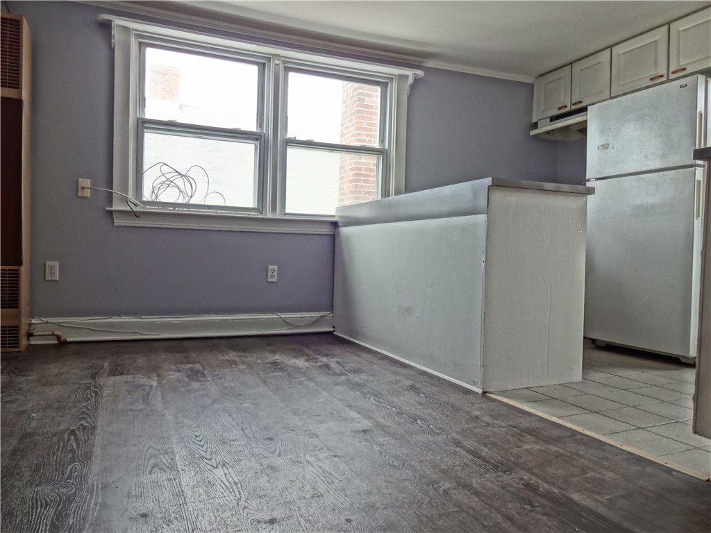 16 Mann Avenue, Unit 3 Newport, RI 02840 - Photo 2 of 15