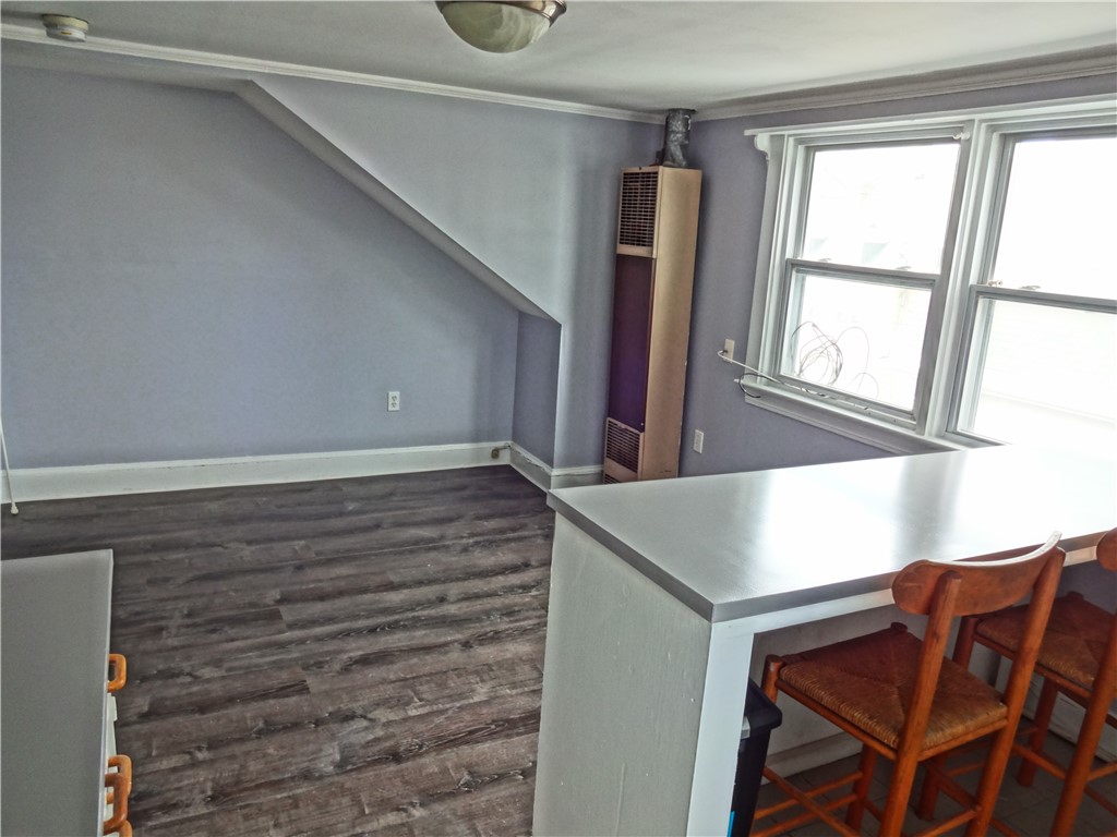 16 Mann Avenue, Unit 3 Newport, RI 02840 - Photo 4 of 15