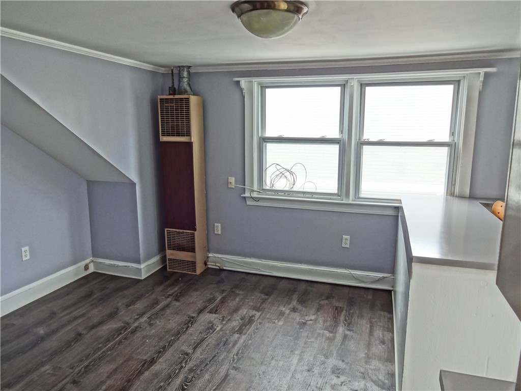 16 Mann Avenue, Unit 3 Newport, RI 02840 - Photo 5 of 15