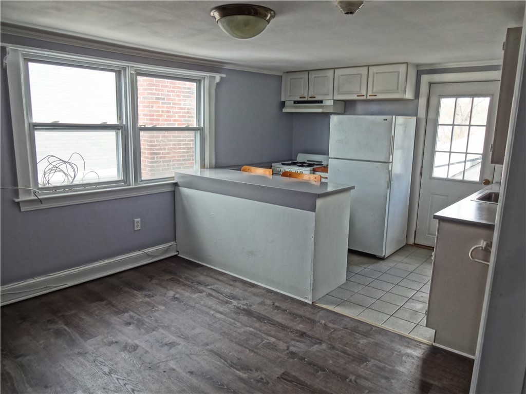 16 Mann Avenue, Unit 3 Newport, RI 02840 - Photo 6 of 15