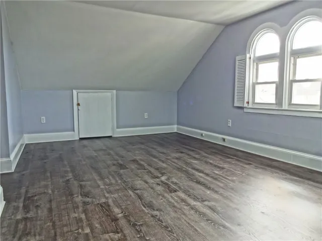 $1,800 | 16 Mann Avenue, Unit 3, Newport, RI 02840