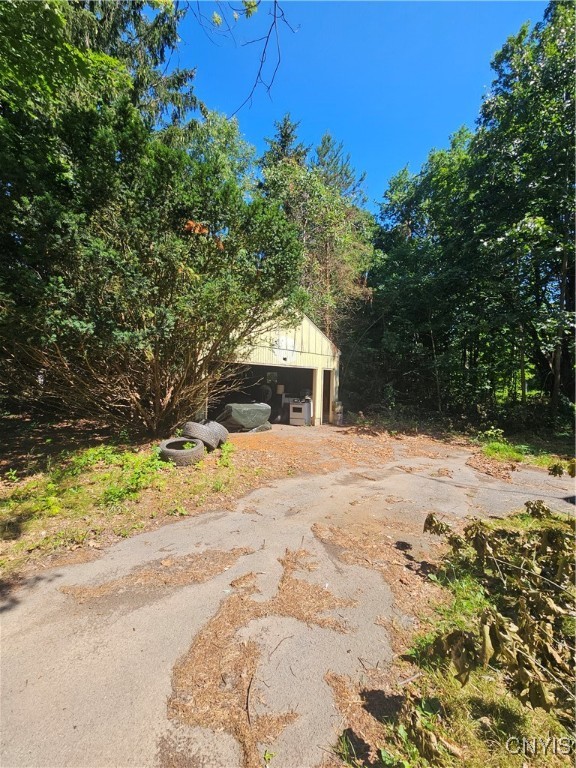 640 Maple Avenue Volney, NY 13069 - Photo 4 of 22