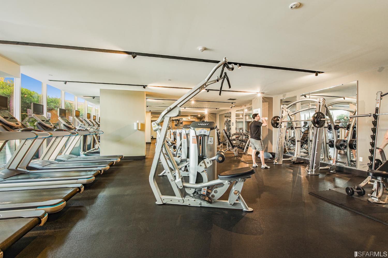 1000 3rd Street, Unit 605 San Francisco, CA 94158 - Photo 26 of 36 a view of a room with gym equipment