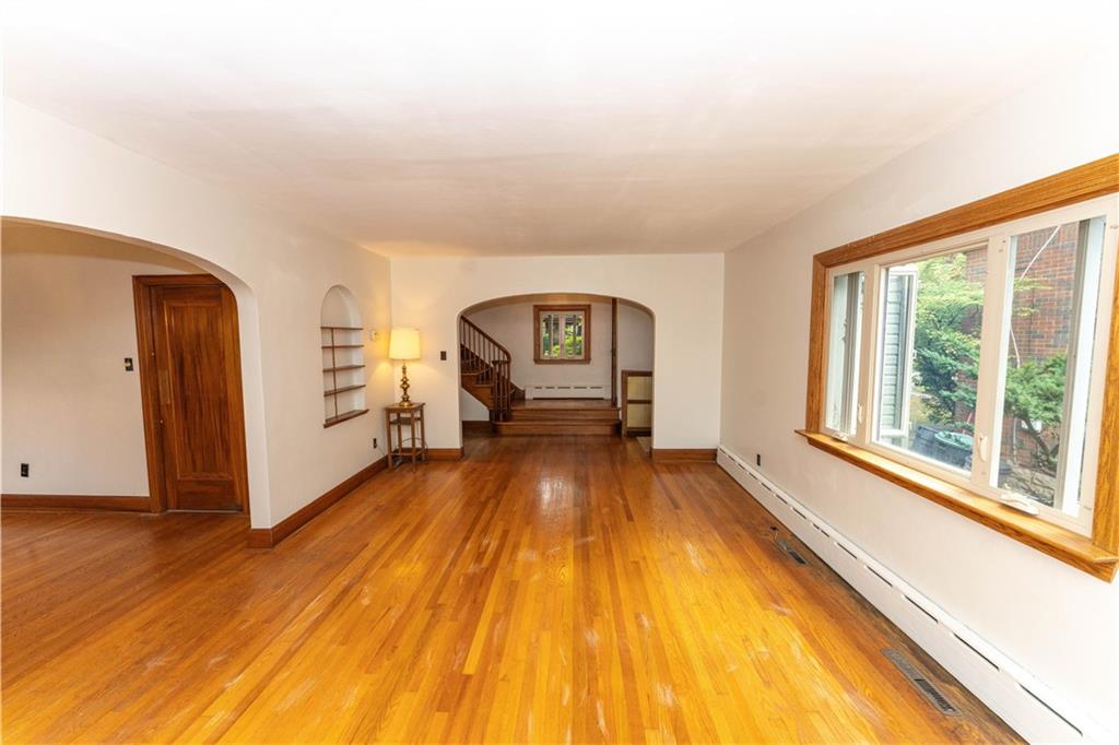 13 Roxbury Road Pittsburgh, PA 15221 - Photo 6 of 25 Gallery Image 6