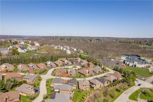 $425,000 | 111 Prestonwood Lane, Canonsburg, PA 15317