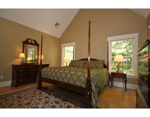 96 Christian Hill Road Upton, MA 01568 - Photo 18 of 30 Gallery Image 18