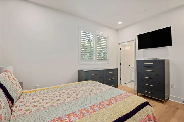 $735,000 | 44 Coronado Street, Unit 202, Ventura, CA 93001