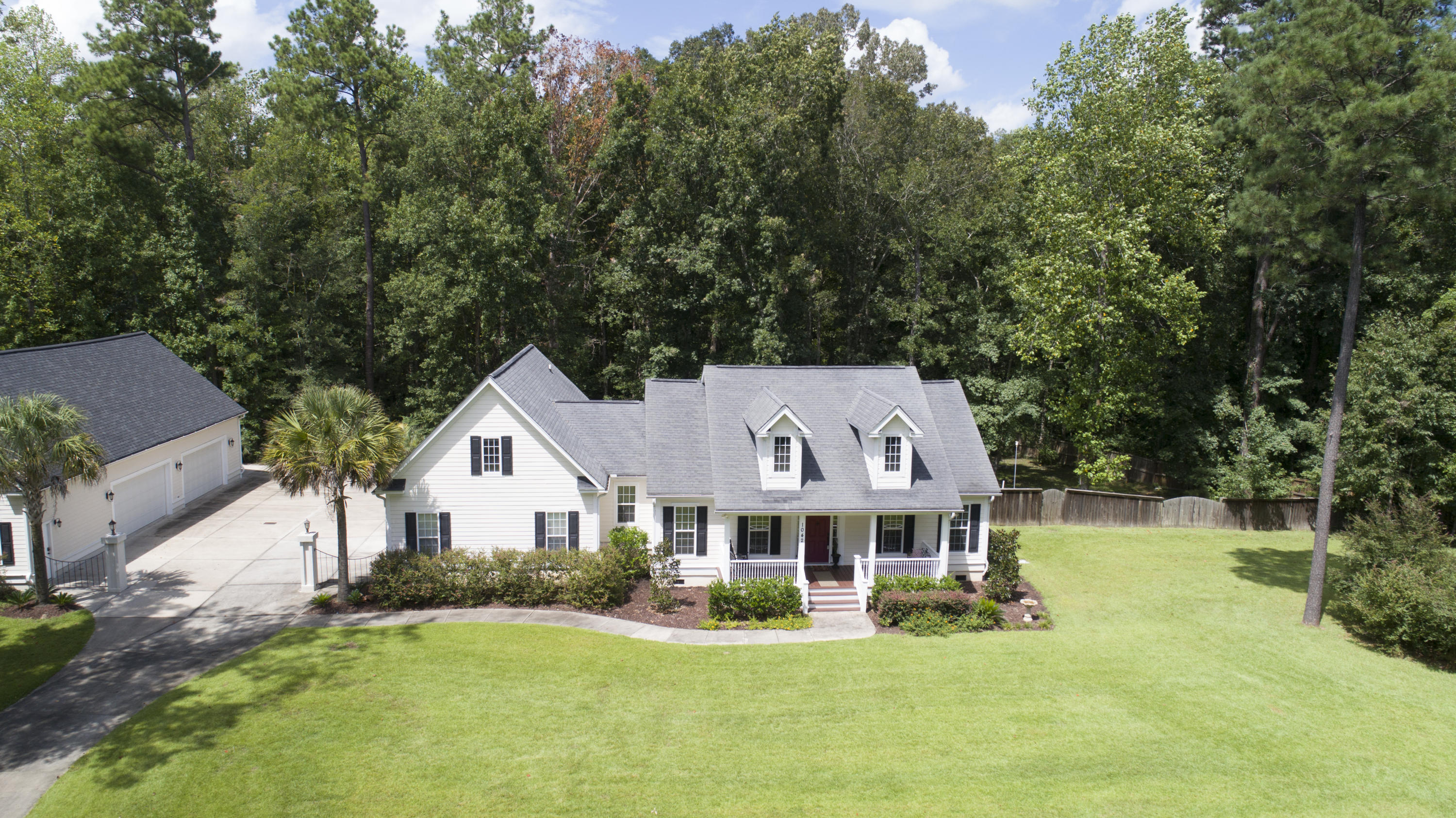1042 Willington Drive Ridgeville, SC 29472 - Photo 2 of 54 Willington 2