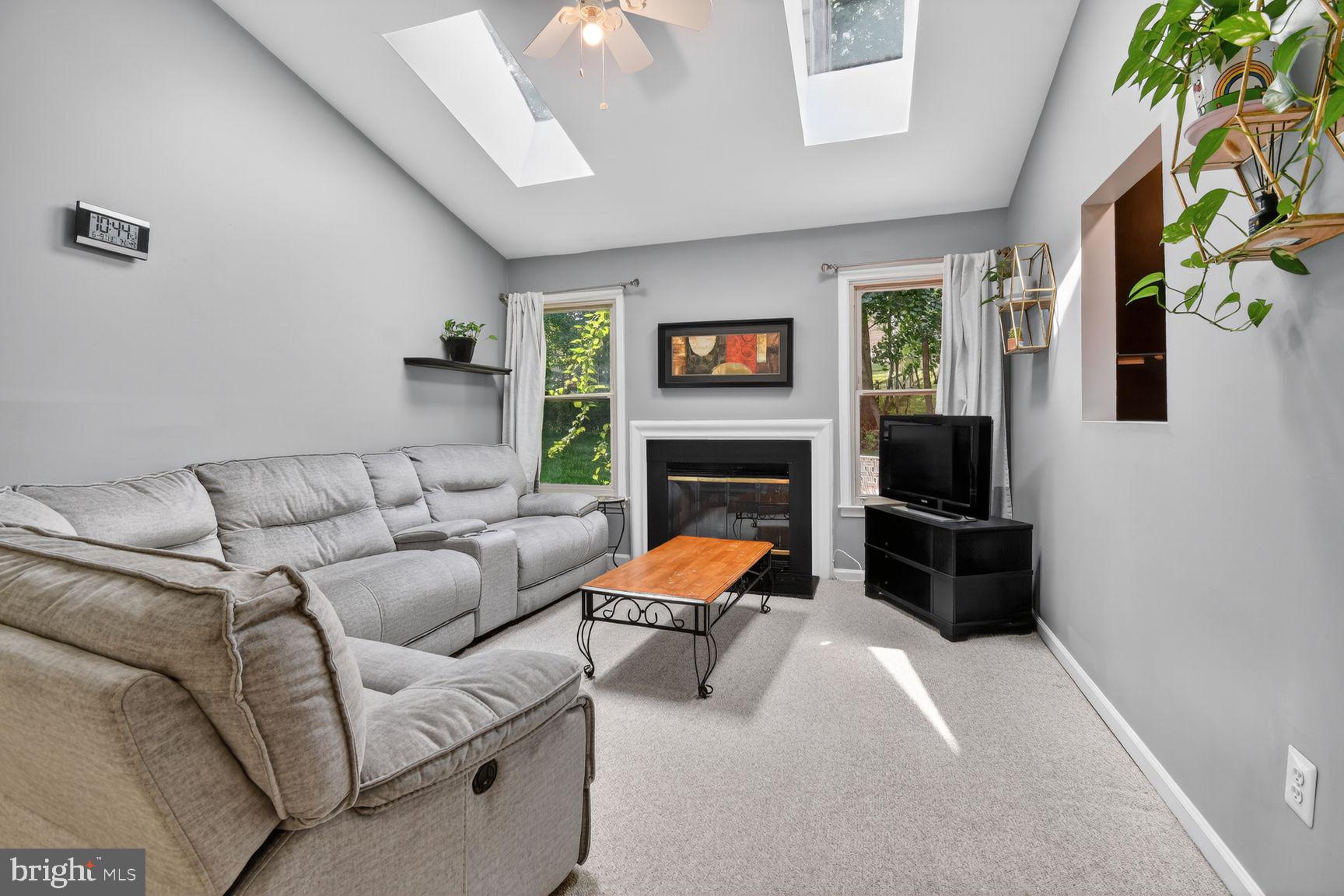 604 Somersworth Way Silver Spring, MD 20902 - Photo 10 of 31 Gallery Image 10
