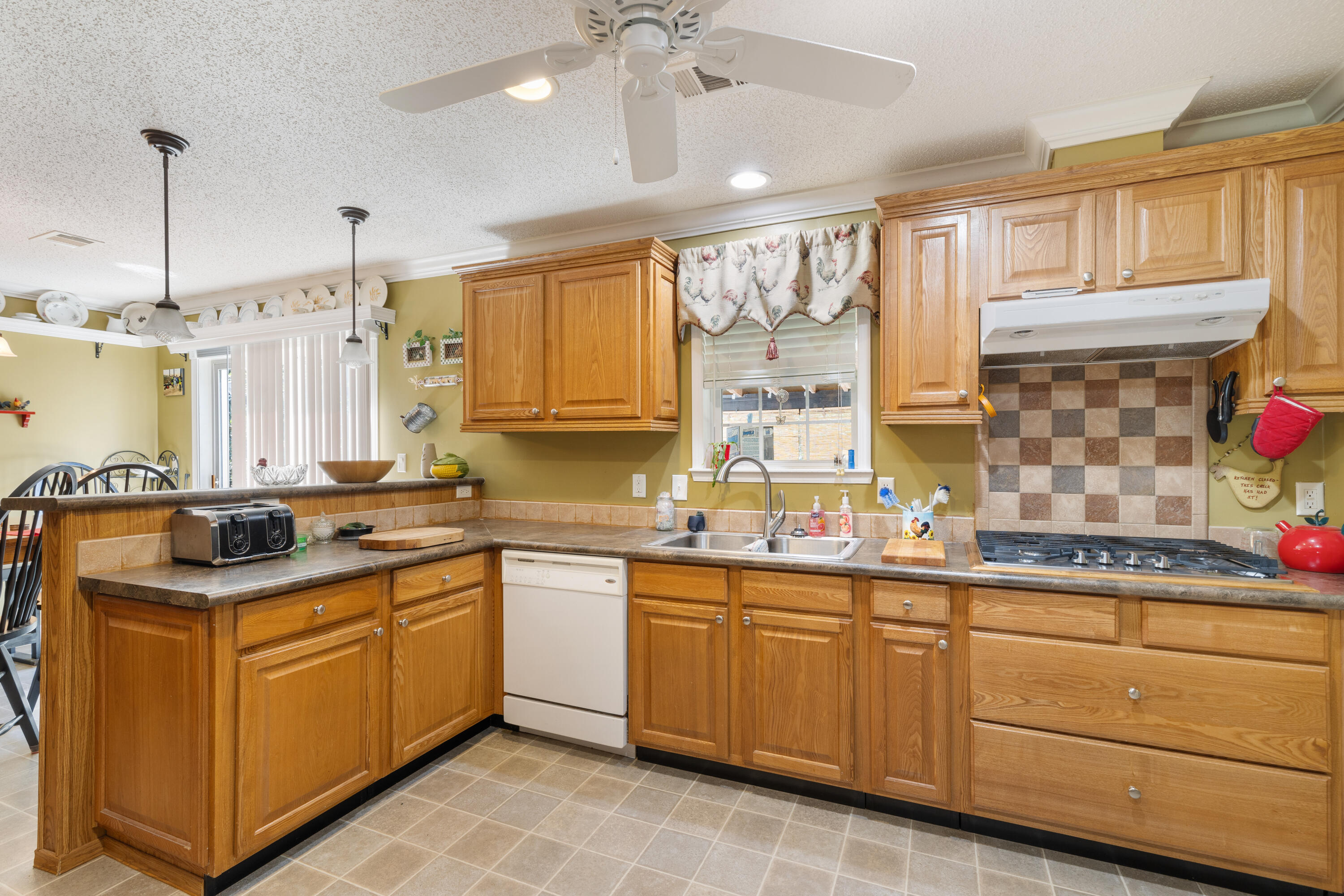 845 Schoolhouse Road Dorchester, SC 29437 - Photo 19 of 37 1G1A6172